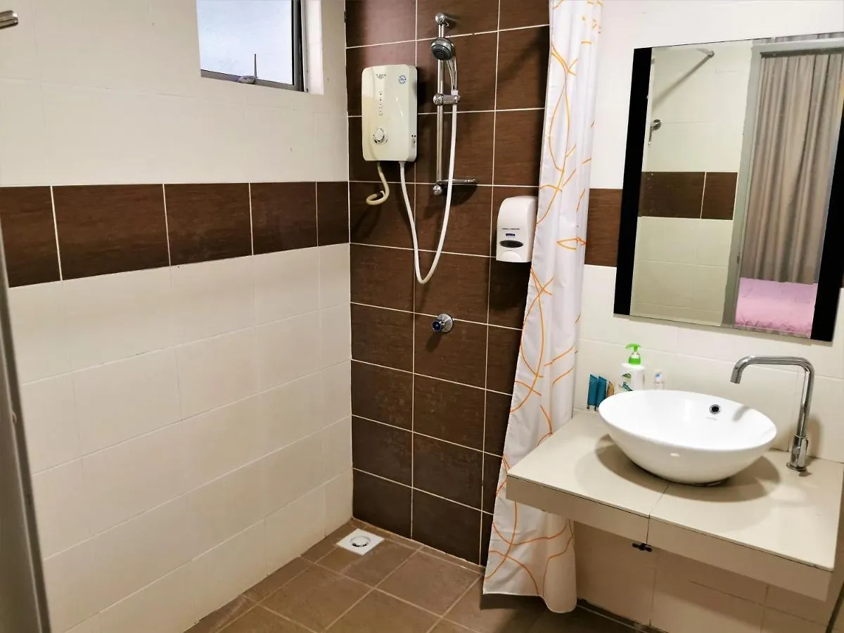 Daire Free 4 Water Themepark Tickets & Wifi Stay Melaka